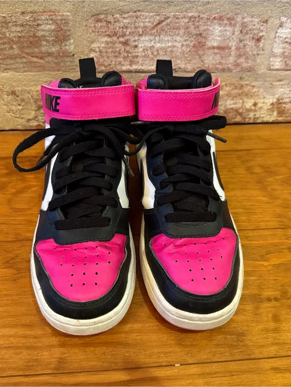 Nike appeal velcro strap